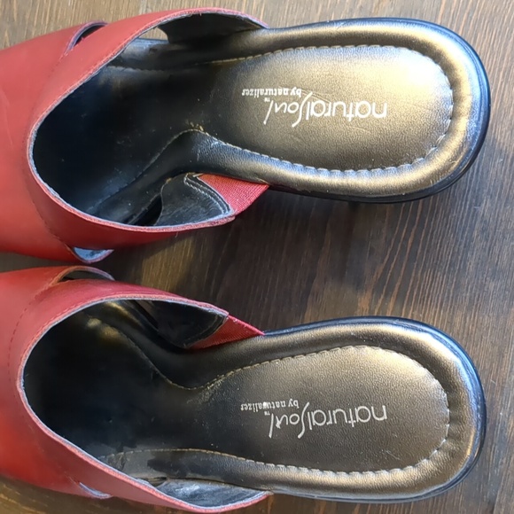 Naturalizer Red Mules size 11 - Picture 7 of 10